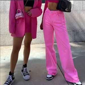 Mid-Rise Full Length Super Wide Leg Size 4 BUT fits more like size 6